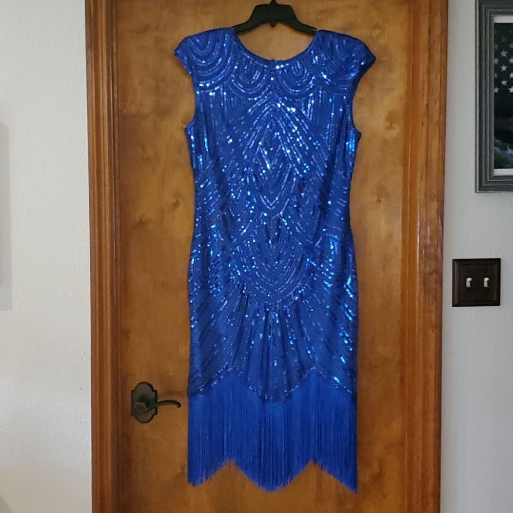 Flapper womans dress costume with accessories